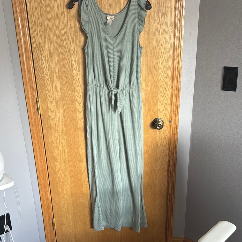 Boutique Sleeveless Sage Green jumpsuit